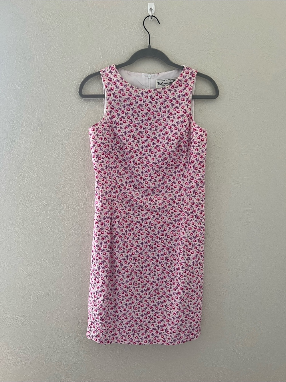 Vintage Victoria Holley Pink Floral Shift Dress -